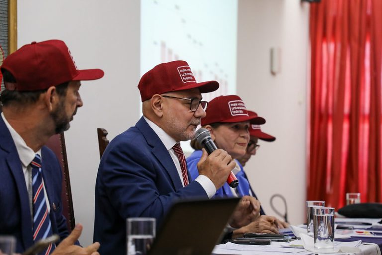 UFPE corta gastos, cobra governo e acusa Congresso de ‘sequestrar recursos’