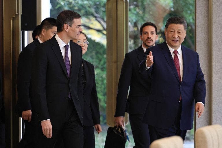 Em 1ª declaração sobre tarifaço, Xi  pede união com UE contra 'intimidação' de Trump