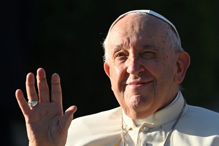 Papa Francisco: Um homem de fé e de humanidade