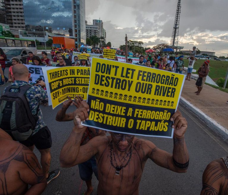 ATL 2025: indígenas da Amazônia pedem fim da Ferrogrão durante marcha em Brasília