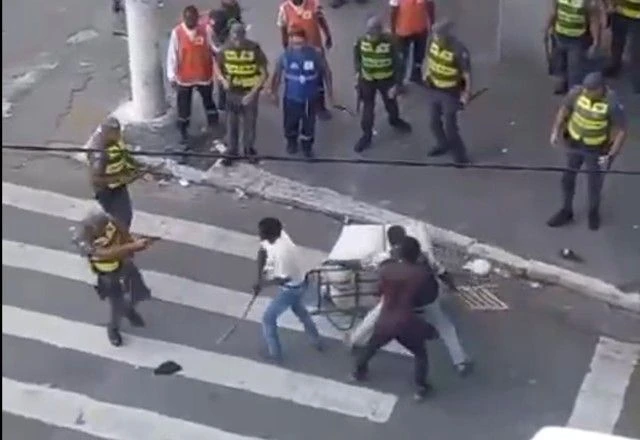 Trabalhador senegalês é morto por PM em São Paulo; imigrantes protestam neste sábado (12)