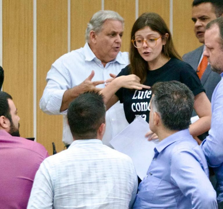 Câmara de São Caetano do Sul (SP) arquiva processo de cassação de vereadora do Psol
