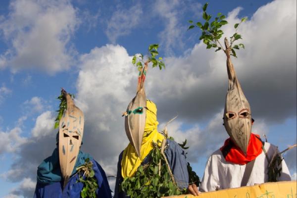 Os caretas apresentam esse desejo de foliar, de brincar.