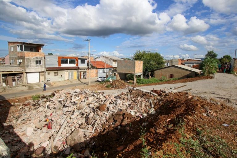 Gestão Melo volta a pedir despejo de famílias do dique do Sarandi