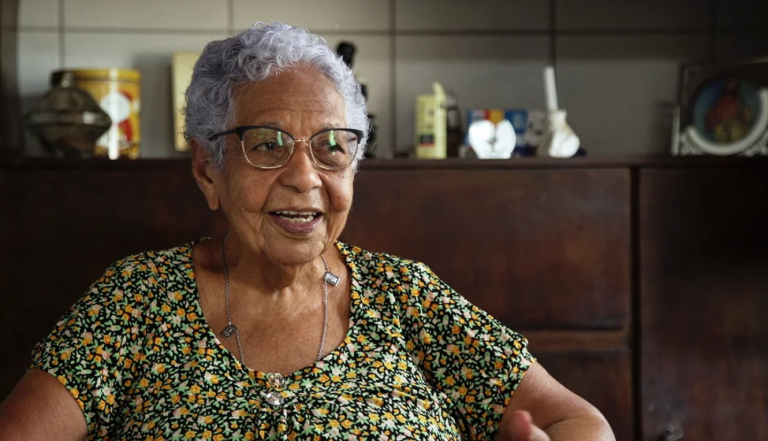 O encontro com Lenira Carvalho: quando a história fala com a alma