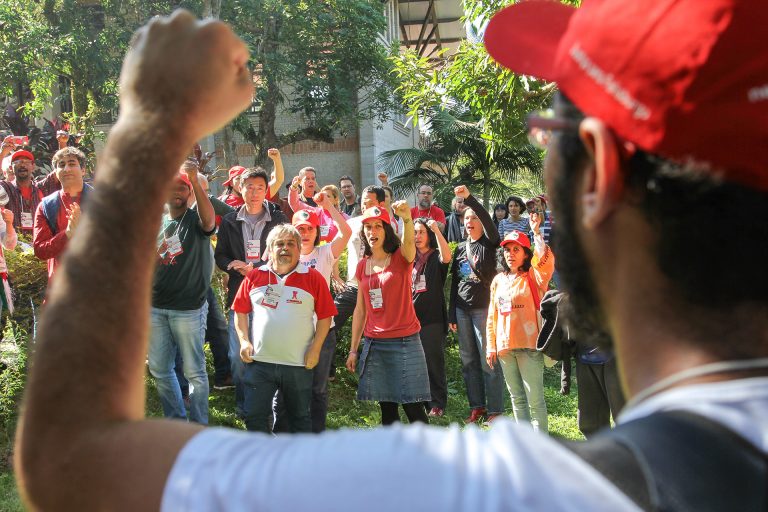 Dilemas da Humanidade discute alternativas ao capitalismo em SP; acompanhe ao vivo