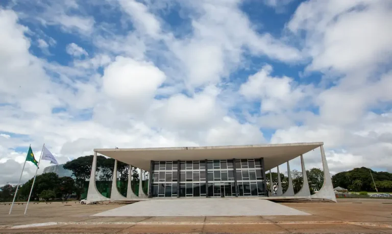 STF retoma julgamento sobre big techs: entenda em que pé está