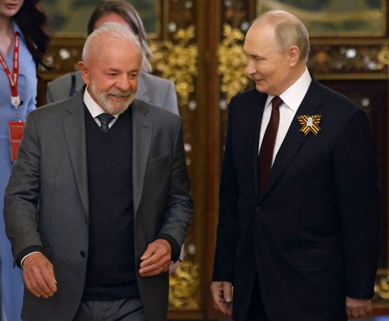 In meeting with Putin in Moscow, Lula criticizes Trump’s tariff