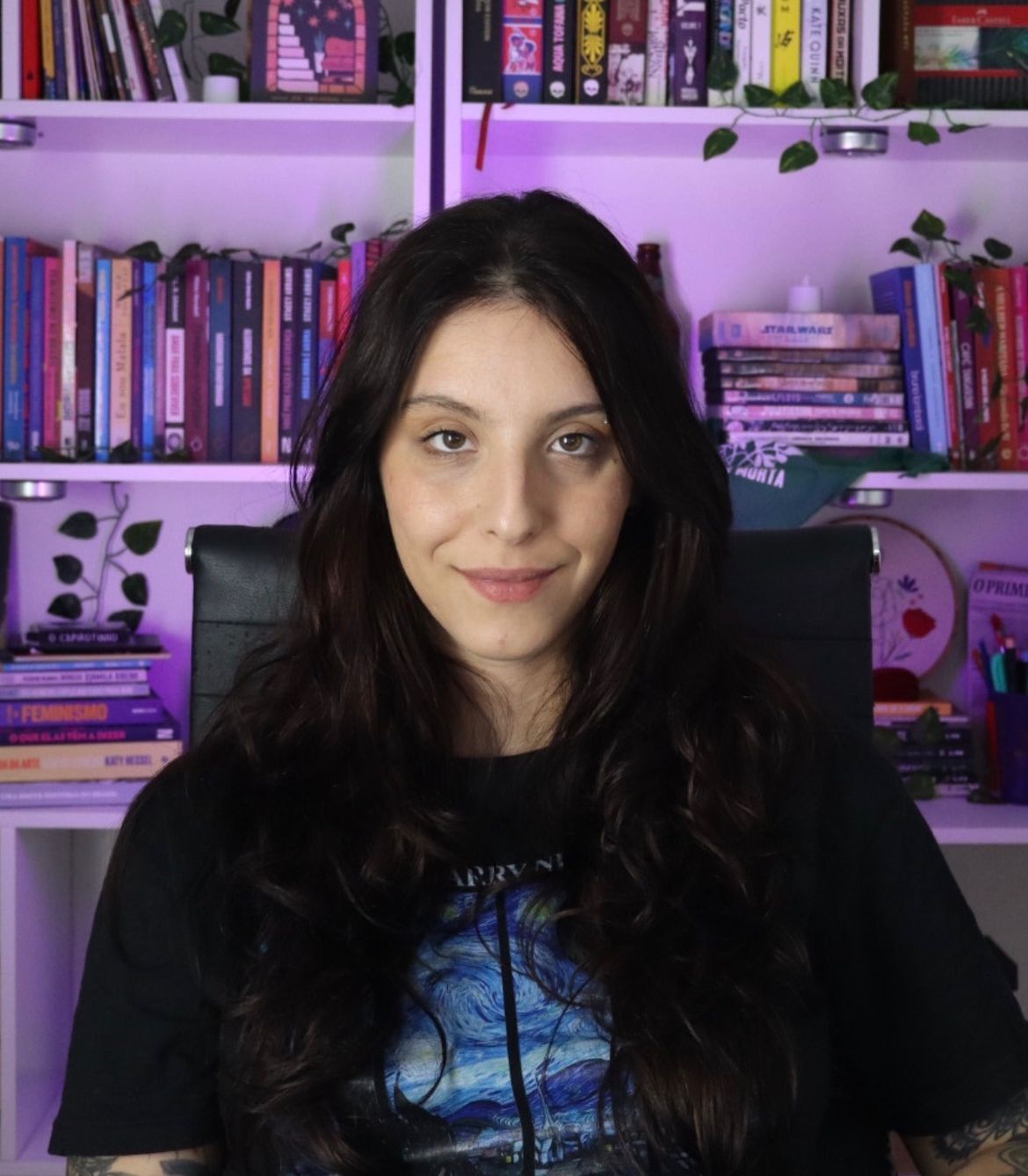 Comunicadora e publicitária Caroline Sardá