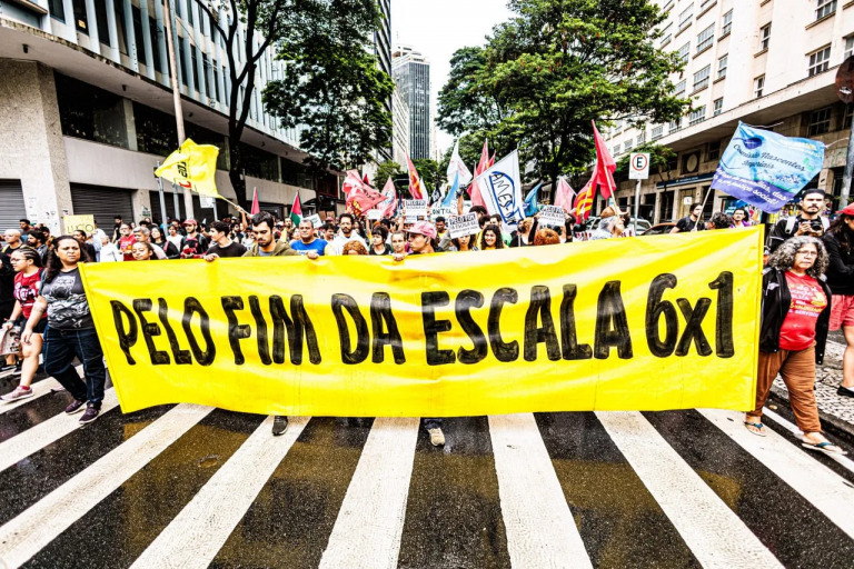 Unidade de ação de movimentos populares diante do cerco do capitalismo neoliberal