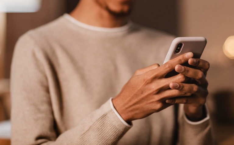 Vazamento de logins expõe 16 bilhões de dados; casos devem aumentar e muitos nem vêm a público