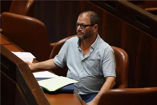 'Netanyahu busca sobrevivência política atacando o Irã', afirma deputado israelense