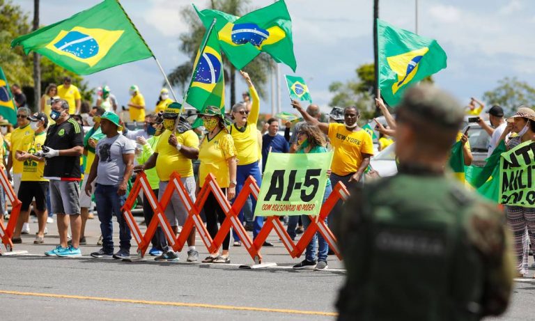Quais são as razões que levam o pobre votar na extrema direita no Brasil?