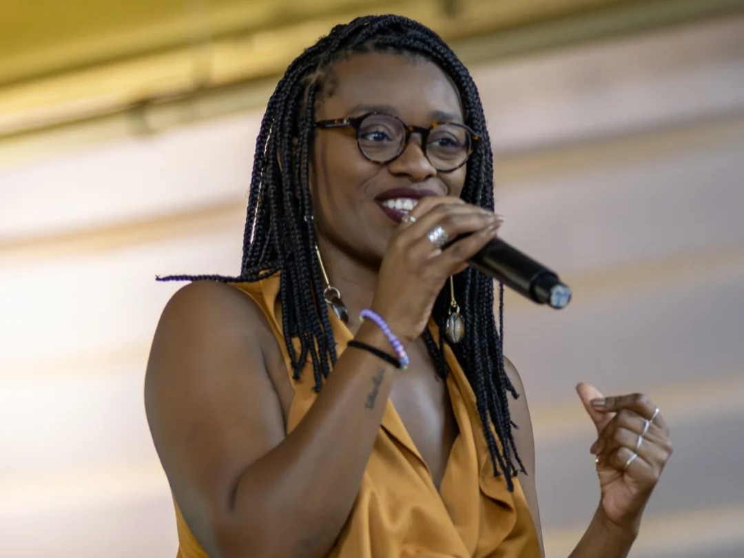 Educadora e escritora Jussara Santos