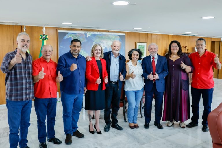 MST meets Lula in Brasília and discusses the movement’s demands