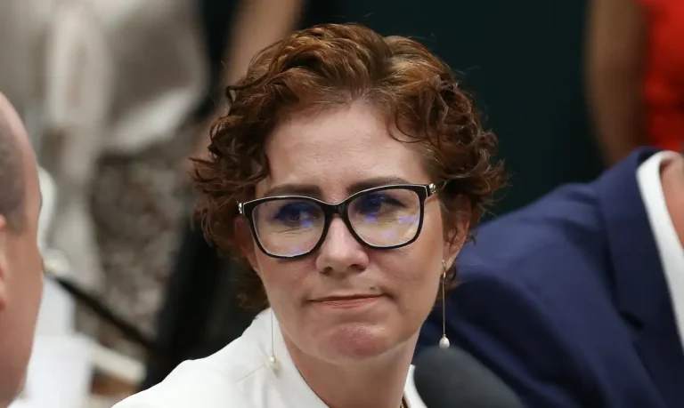 Deputado que denunciou Zambelli: 'Cumpri meu dever'; Itália decide sobre extradição este mês