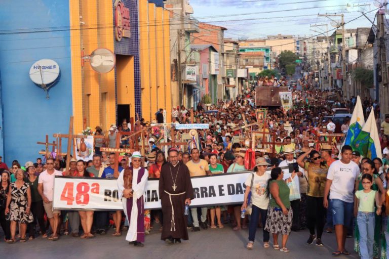 48ª Romaria da Terra e das Águas reúne 5 mil pessoas em encontro de fé e luta popular