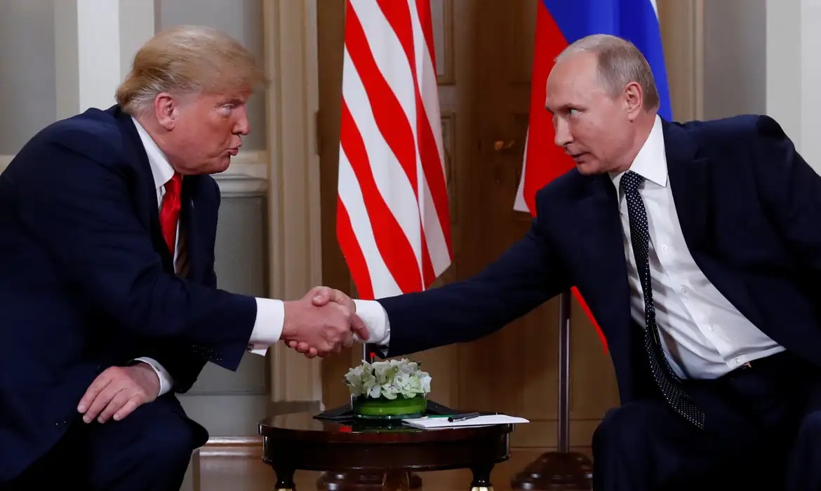 Presidente dos Estados Unidos, Donald Trump, e presidente da Rússia, Vladimir Putin