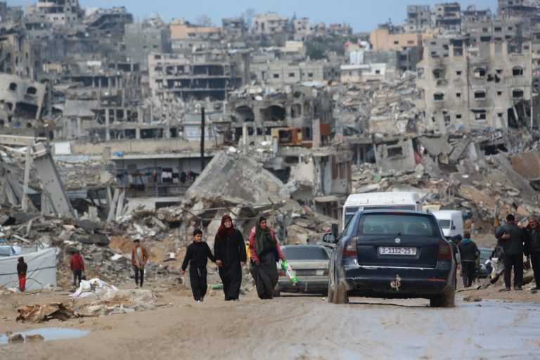 Enfraquecido, Hamas foi pragmático ao aceitar parcialmente plano de Trump para fim do genocídio