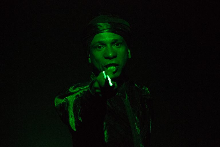 Revolução Haitiana é tema de peça teatral apresentada no Recife Antigo