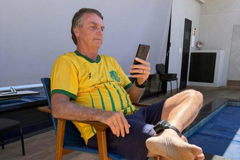 Filhos e Nikolas Ferreira foram fundamentais para prisão domiciliar de Bolsonaro