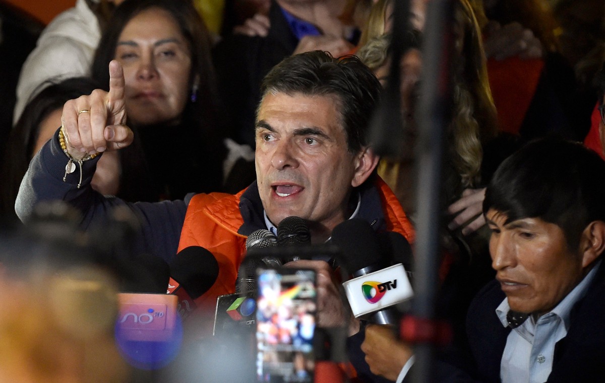 Rodrigo Paz liderou o primeiro turno na Bolívia
