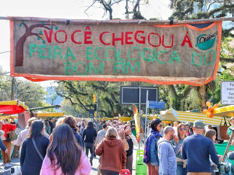 Feira Ecológica do Bom Fim celebra 34 anos semeando relações em Porto Alegre