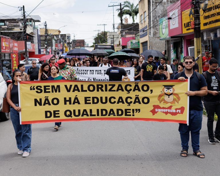 'A educação tem que sair do discurso e entrar na era do recurso', defende professor