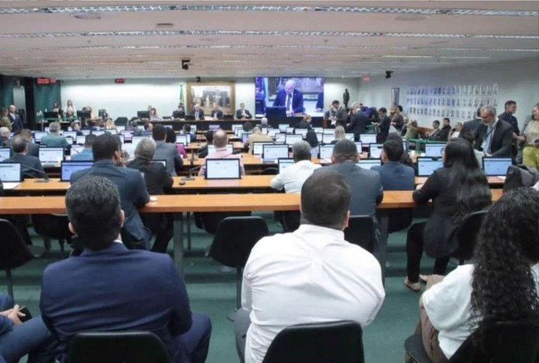 Uneafro: fundo da igualdade racial é reparação do 'maior crime de lesa humanidade da história'