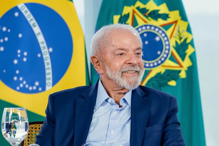Lula viaja à Ásia para cúpula de nações e pode ter reunião com Trump