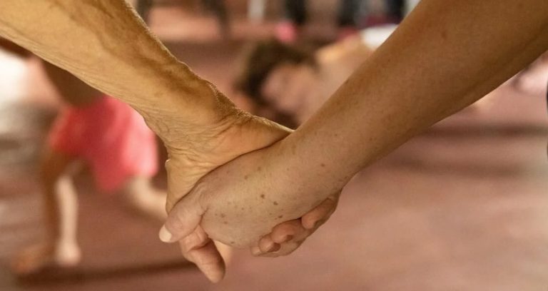 Projeto 'Pátio do Bem-Viver' promove 'dia de abraço' para mulheres do campo em Pelotas (RS)