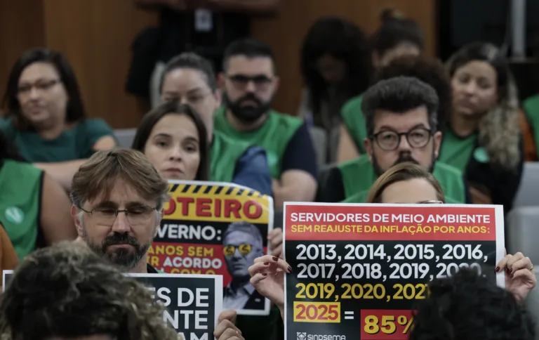 Greve dos servidores do meio ambiente de MG completa 45 dias sem proposta do governo Zema