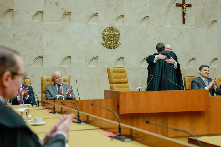 Entre um ‘escândalo nacional’ e o homem de confiança: quem Lula poderá indicar para o STF? 