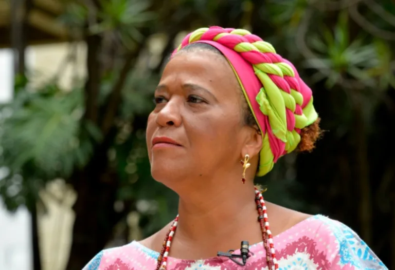 ‘Quem reza não faz arminha nem destrói a natureza’, diz líder de religião de matriz africana