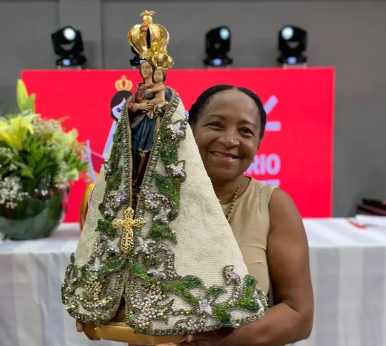 Círio de Nazaré une religiões, raças e crenças, destaca mestra da cultura paraense