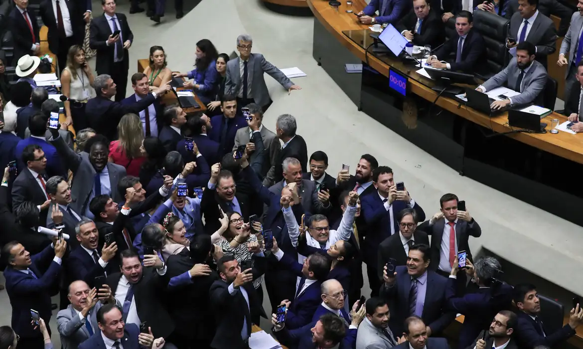 Para o economista da LÉV, Congresso age movido por disputa de orçamento, e não por responsabilidade fiscal