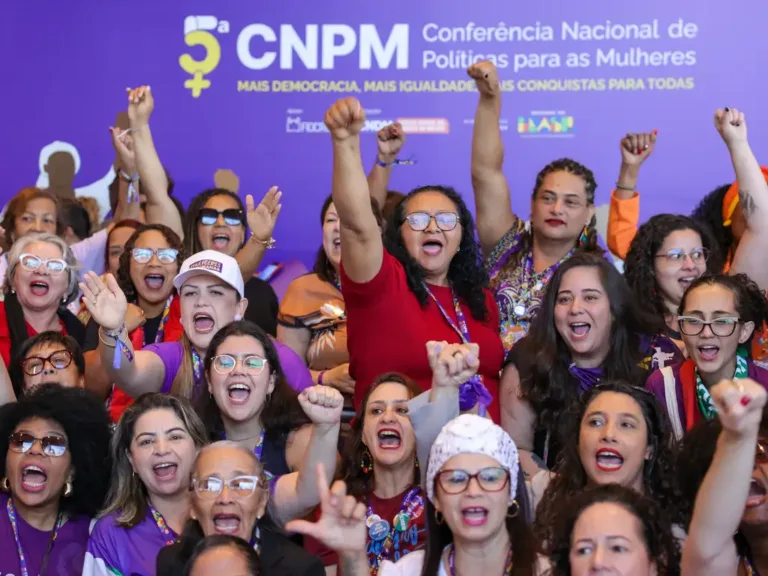 Mulheres atingidas pelo colapso da Braskem em Maceió pedem reparação com perspectiva de gênero