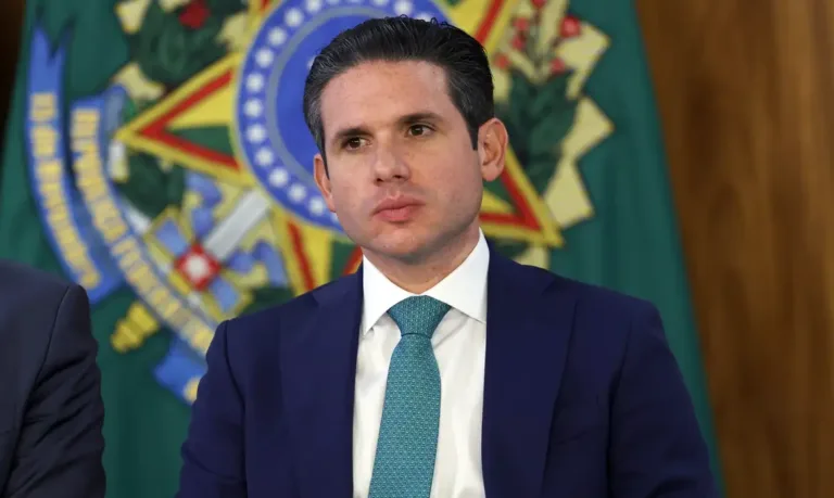 PT não terá candidato próprio na Paraíba e impõe derrota política a Hugo Motta