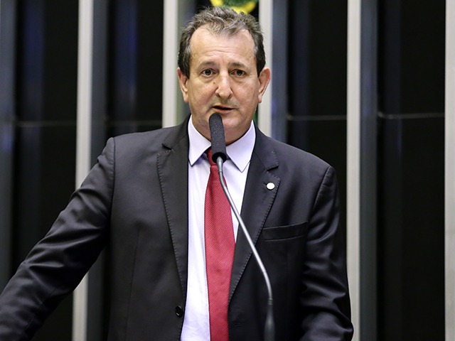 COP30: 'A lógica ainda é a do capital, que não resolve a crise climática', diz Nilto Tatto