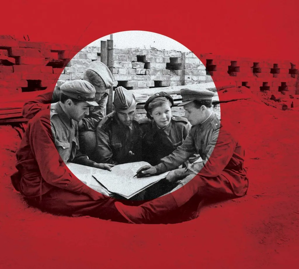 A unit of the 255th Marine Brigade of the 18th Army of the North Caucasian Front prepares for battle, 1943. [Credit: Yevgeny Khaldei.]