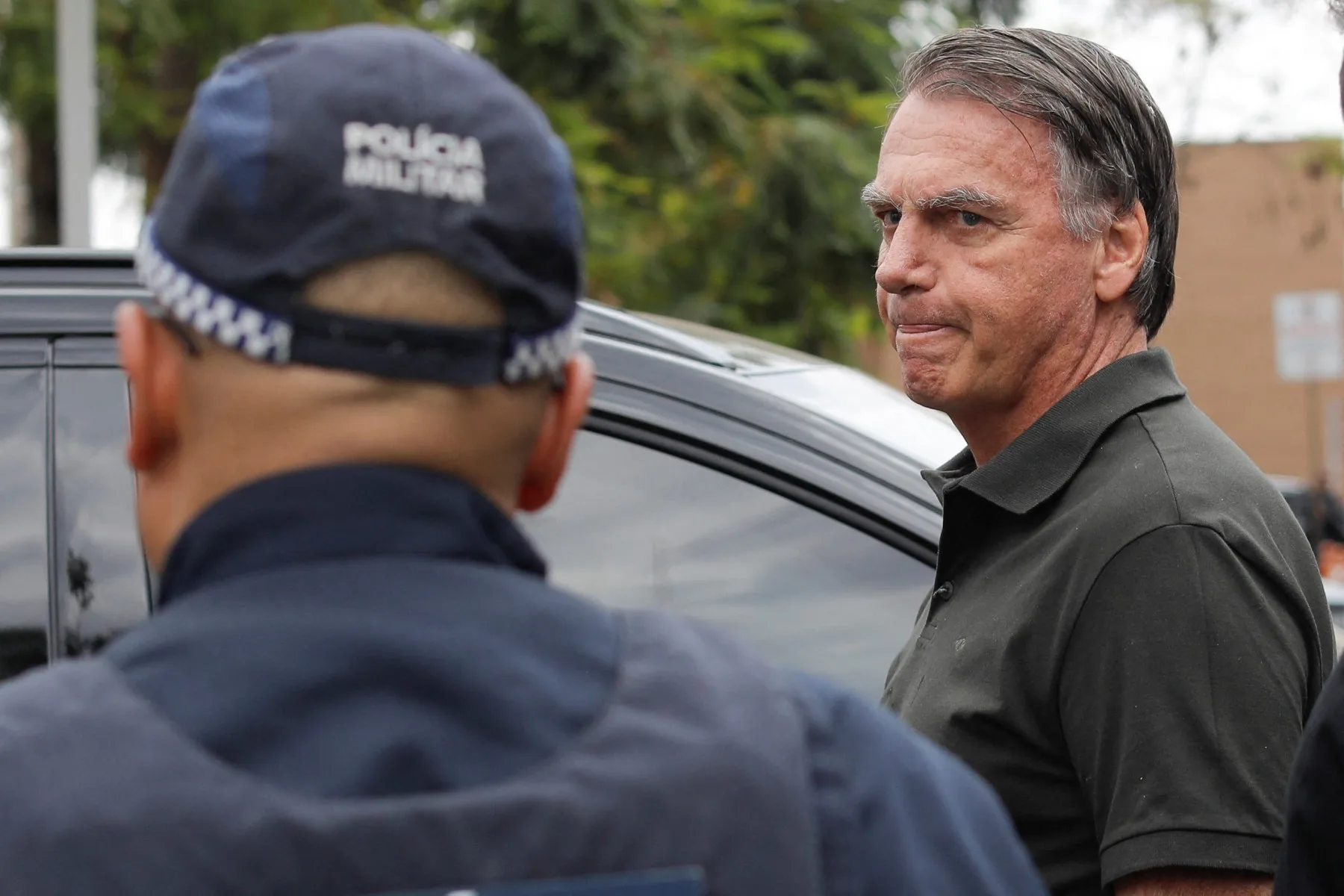 Bolsonaro deixa hospital em Brasília no dia 14 de setembro de 2025