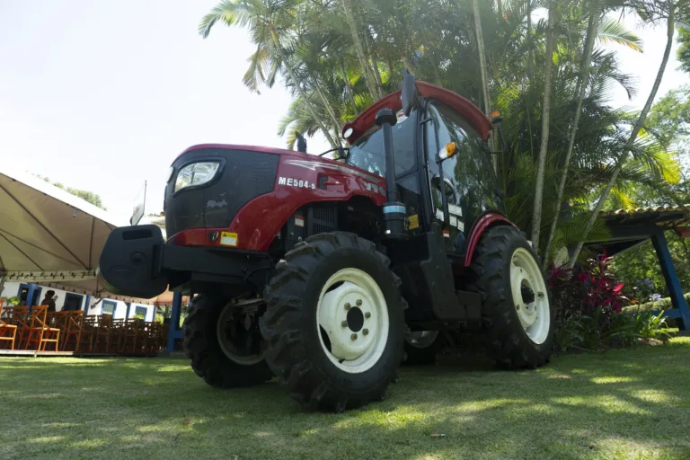 Revolução na agricultura familiar: fábrica de tratores chineses será implantada em Maricá (RJ)