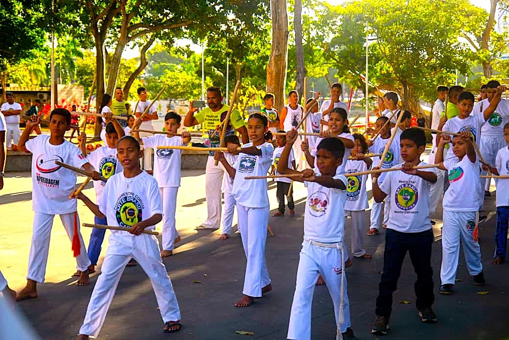 Capoeira, dança afro e rodas de conversa marcam programação gratuita no centro da capital paraibana.