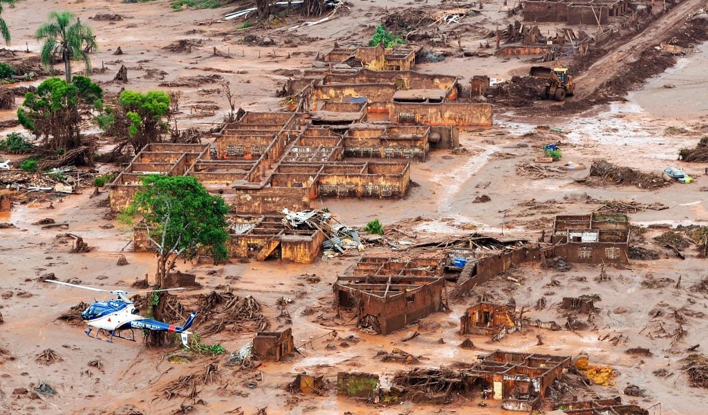 Rompimento da barragem de Fundão, em Mariana (MG), completou dez anos em novembro de 2025