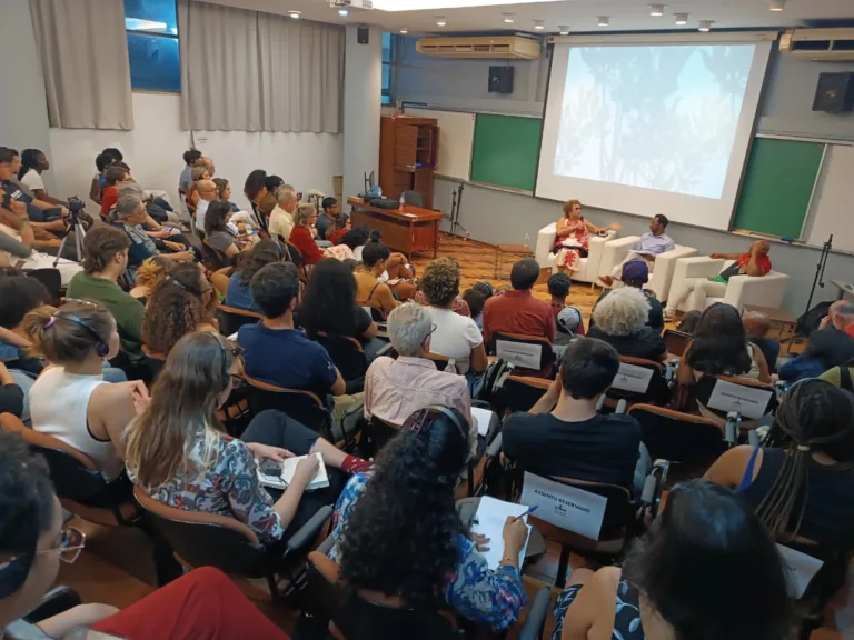 Centenário de Frantz Fanon: filha do pensador alerta para distorções de sua obra