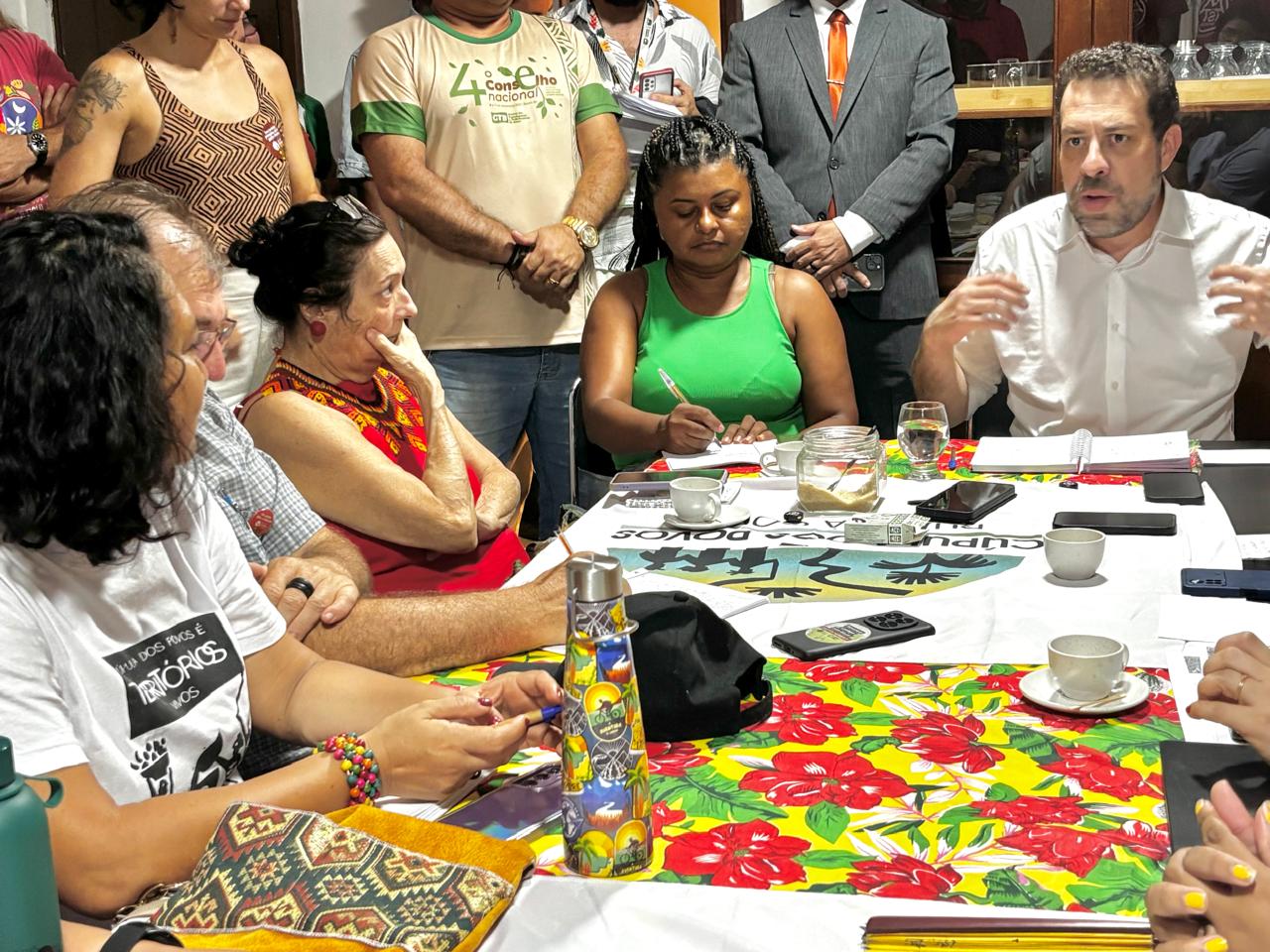 'Haverá diálogo direto com as forças de segurança', diz Boulos em encontro com Cúpula dos Povos