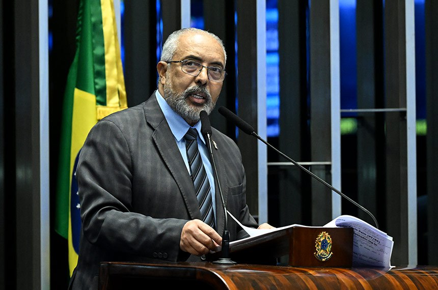 Senador Paulo Paim: aprovação do IR cria ‘data histórica’ ao aliviar trabalhadores