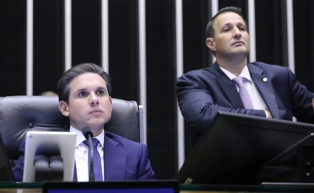 Câmara dos Deputados aprovou nesta terça-feira (18) o PL Antifacção, sepois de duas semanas de discussões