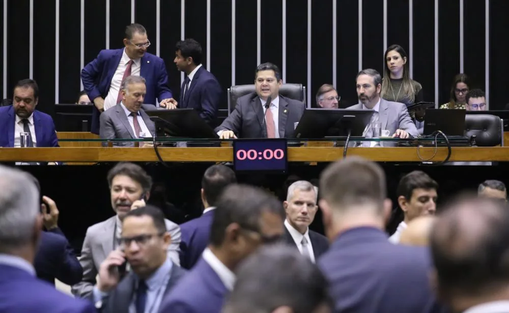 Congresso derrubou nesta quinta-feira (27) 56 dos 63 vetos do PL da Devastação