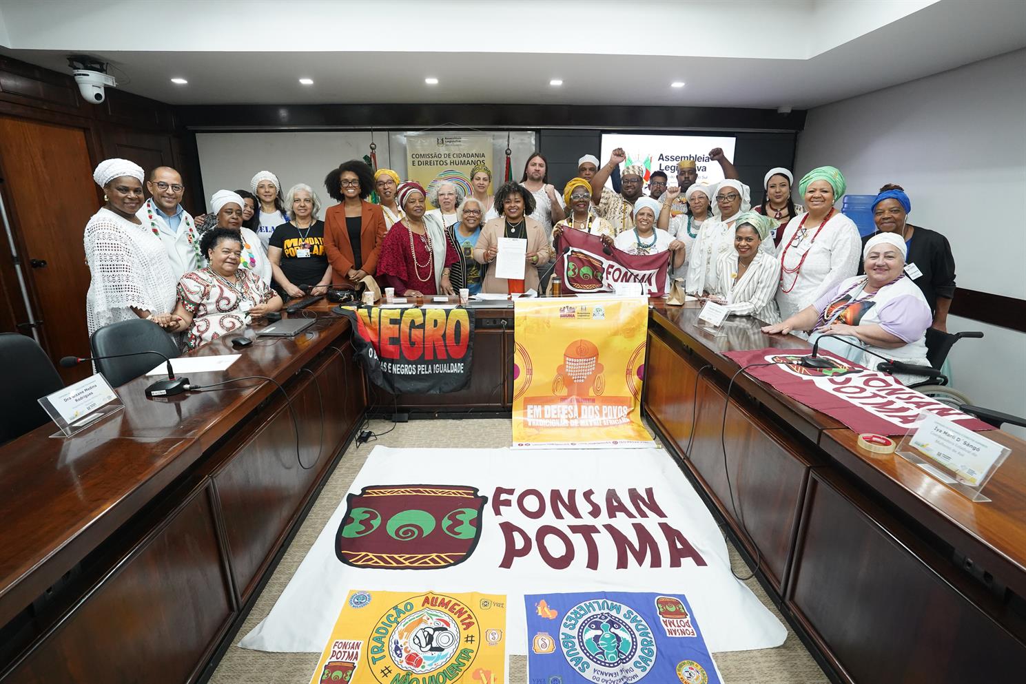 ‘É preciso uma lei que legitime a história do povo negro’, aponta Iya Vera Soares